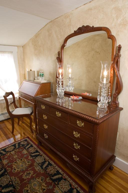 Historic Jacob Hill Inn 锡康克 外观 照片