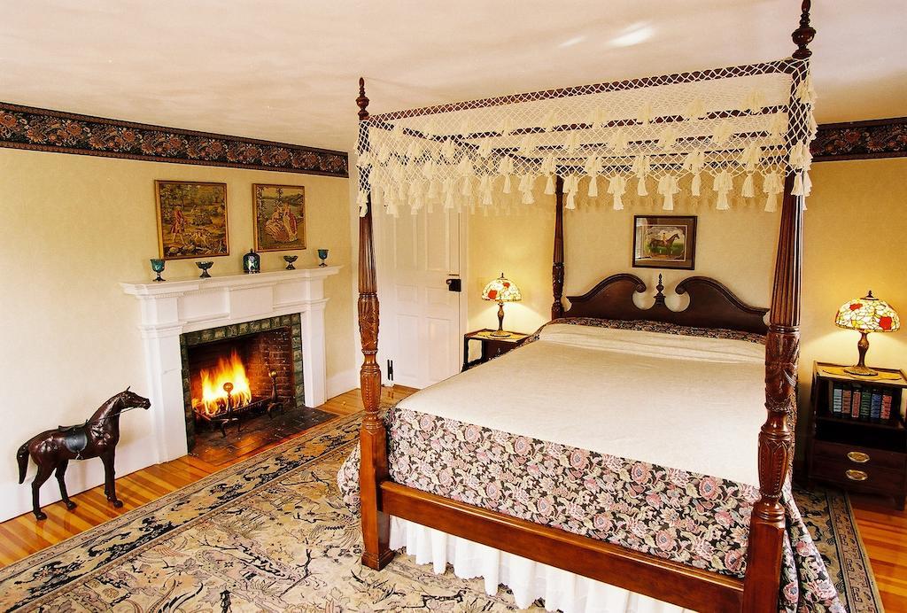 Historic Jacob Hill Inn 锡康克 外观 照片