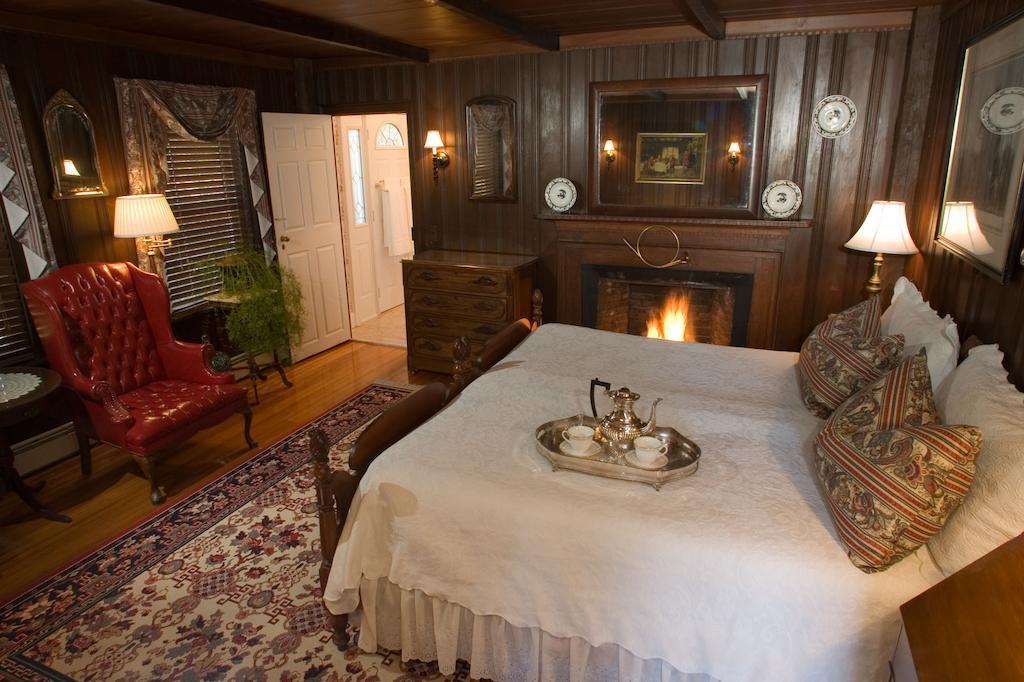 Historic Jacob Hill Inn 锡康克 外观 照片